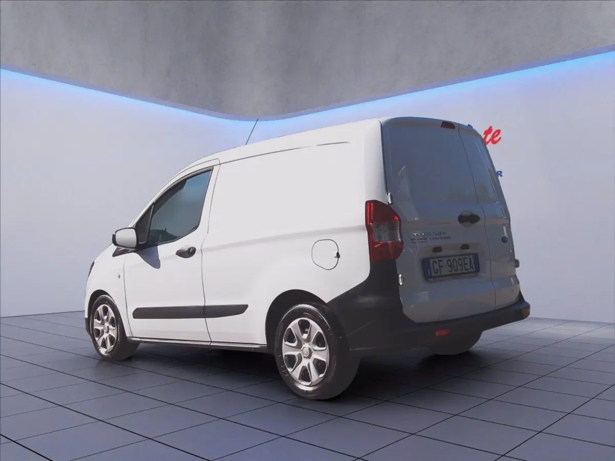 Ford Transit Courier usata a Milano (4)