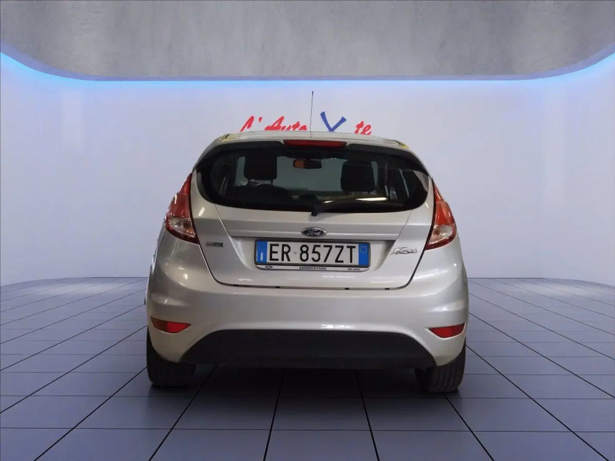 Ford Fiesta usata a Milano (8)