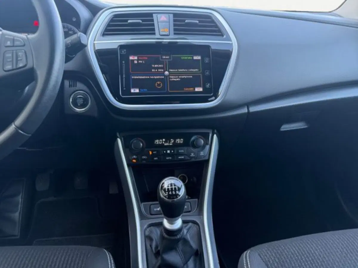 Suzuki S-Cross usata a Treviso (15)