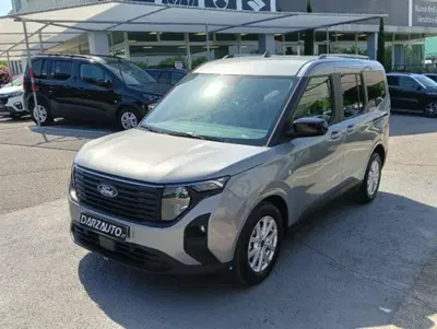 Ford Tourneo Courier 1.0 EcoBoost 100 CV Titanium del 2025 usata a Desenzano del Garda