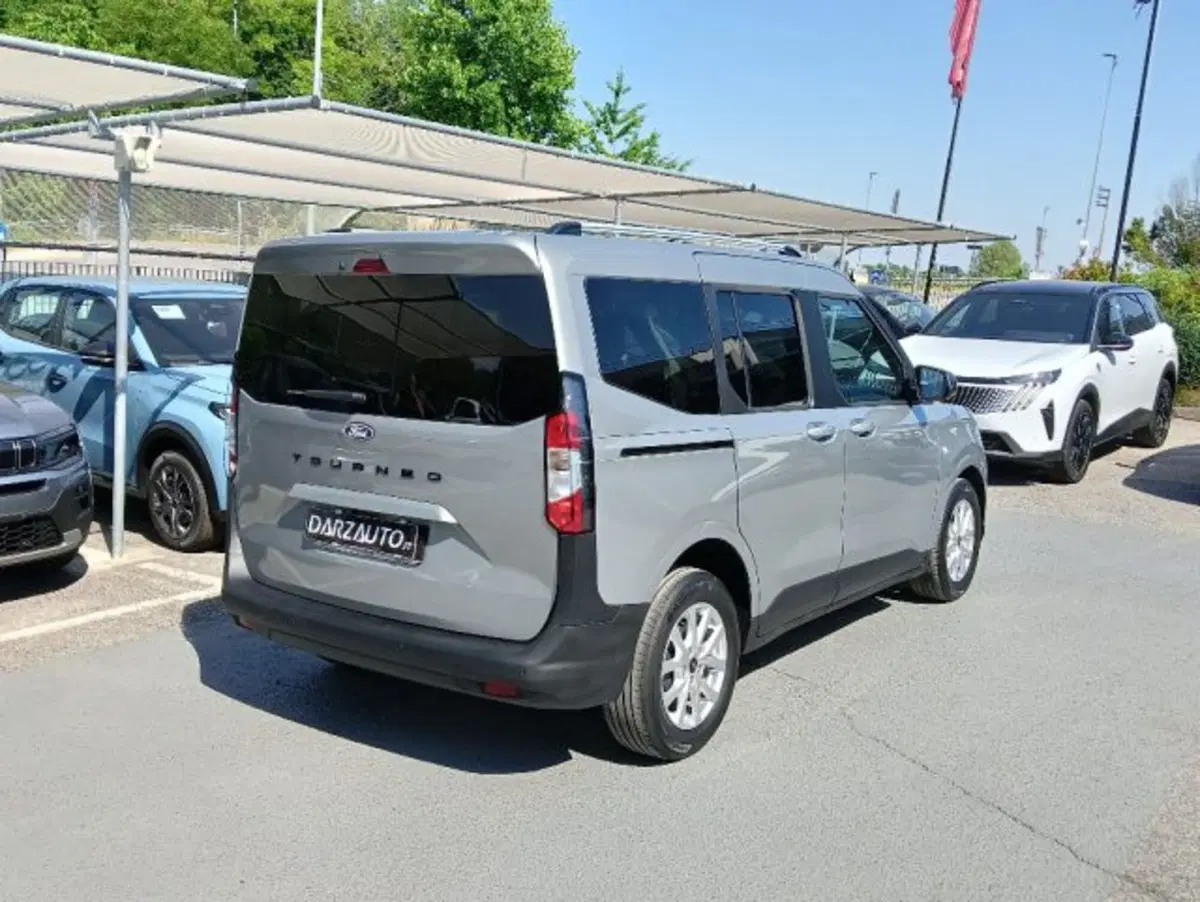 Ford Tourneo Courier usata a Brescia (5)