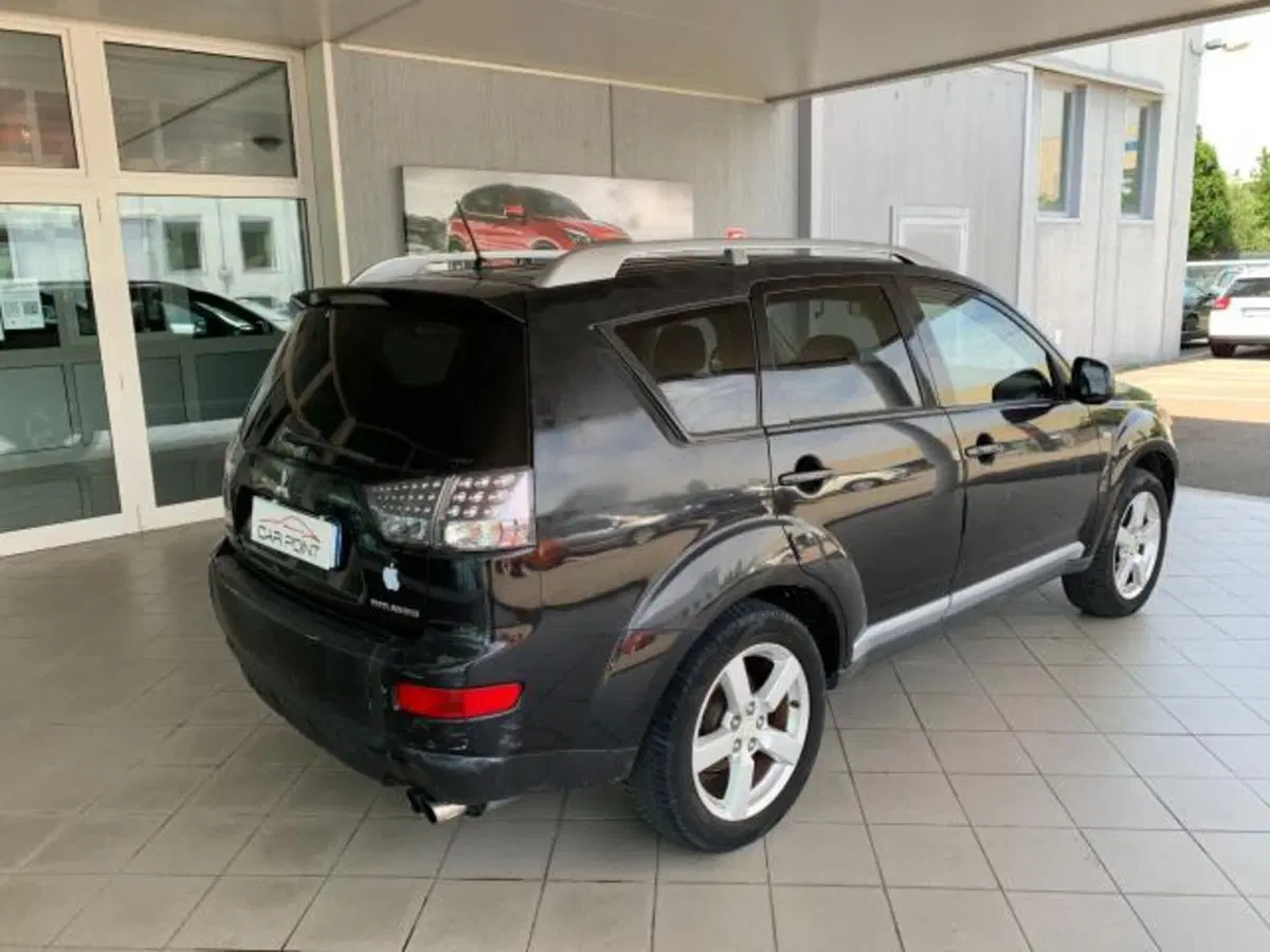 Mitsubishi Outlander usata a Trieste (17)