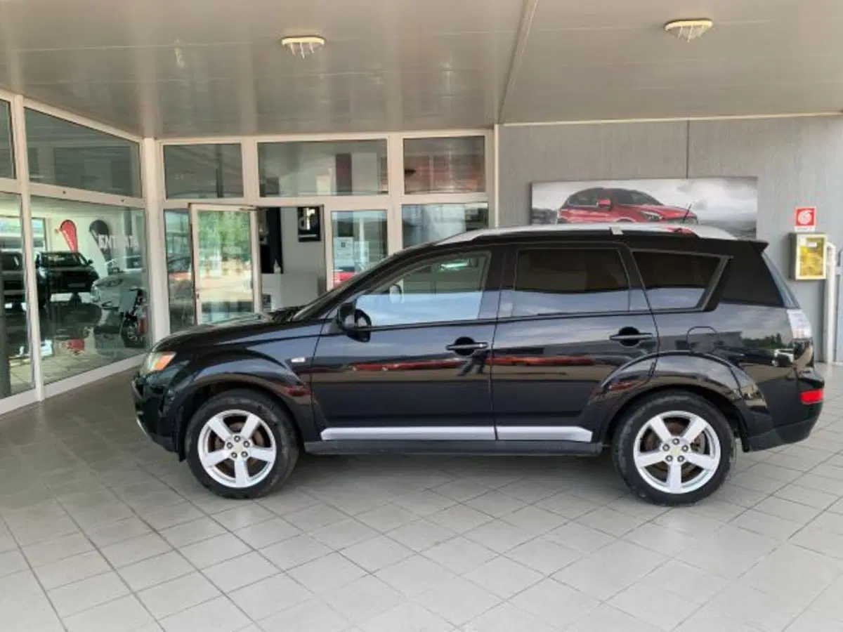 Mitsubishi Outlander usata a Trieste (20)