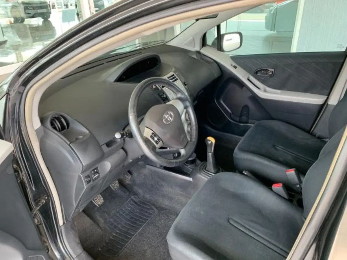 Toyota Yaris usata a Trieste (10)