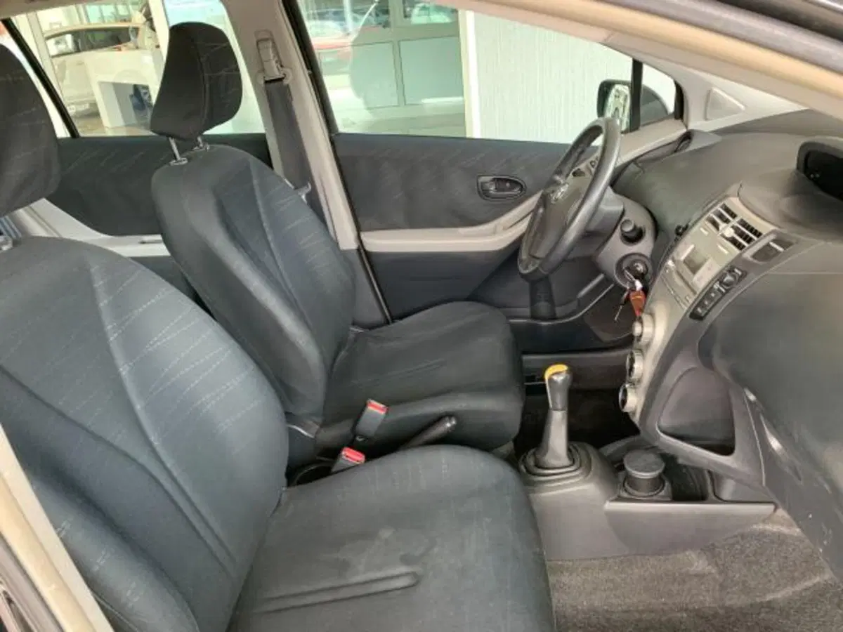 Toyota Yaris usata a Trieste (13)