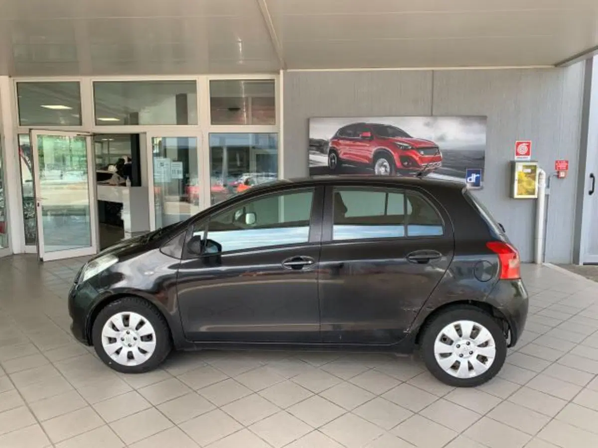 Toyota Yaris usata a Trieste (2)