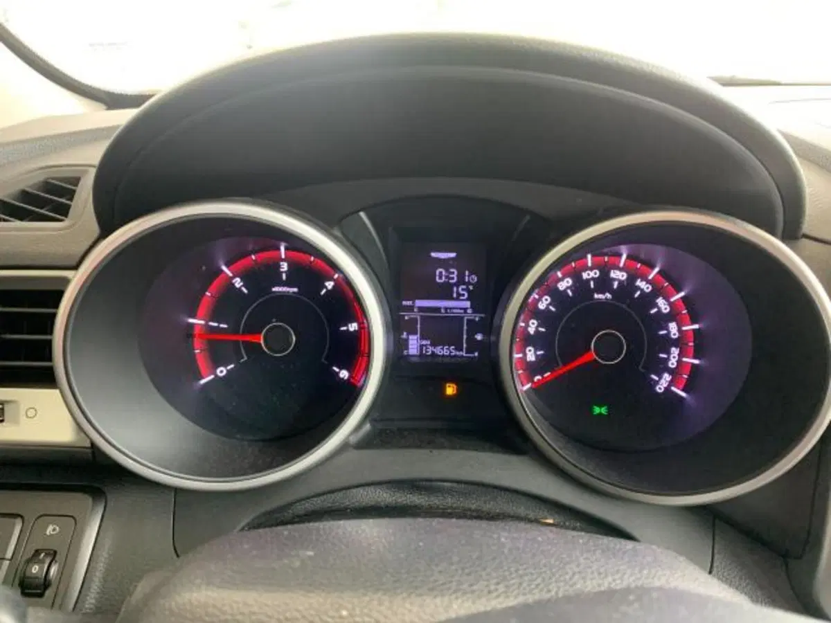 Ssangyong Tivoli usata a Trieste (4)