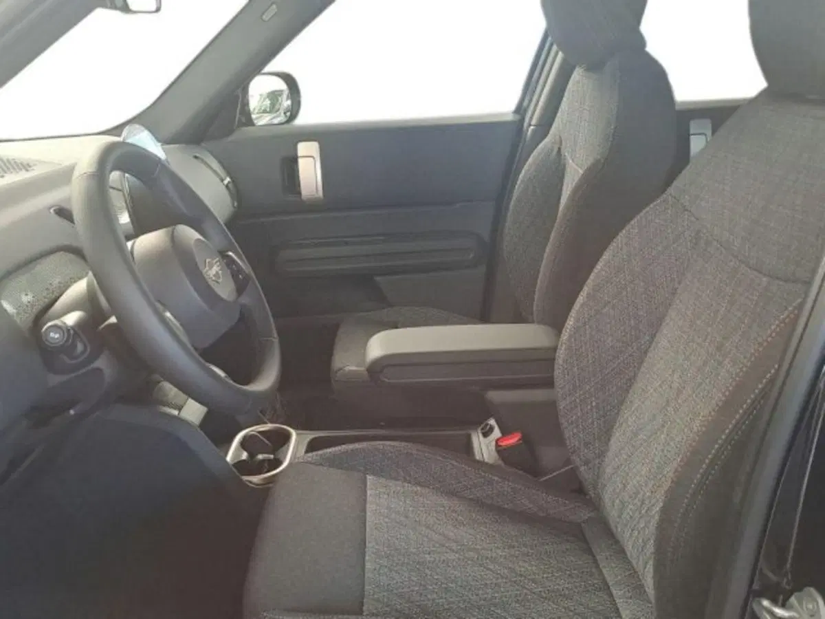 MINI Mini Countryman nuova a Verona (14)