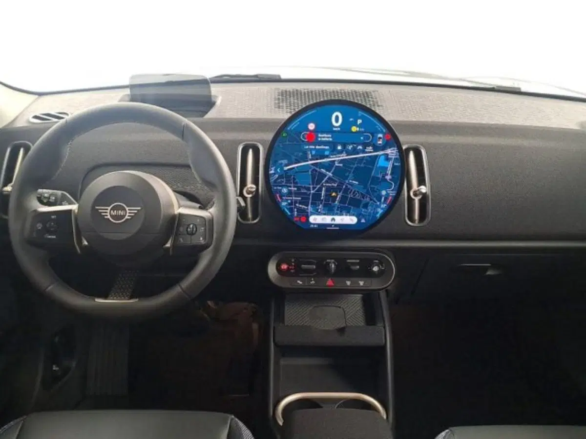 MINI Mini Countryman nuova a Verona (11)
