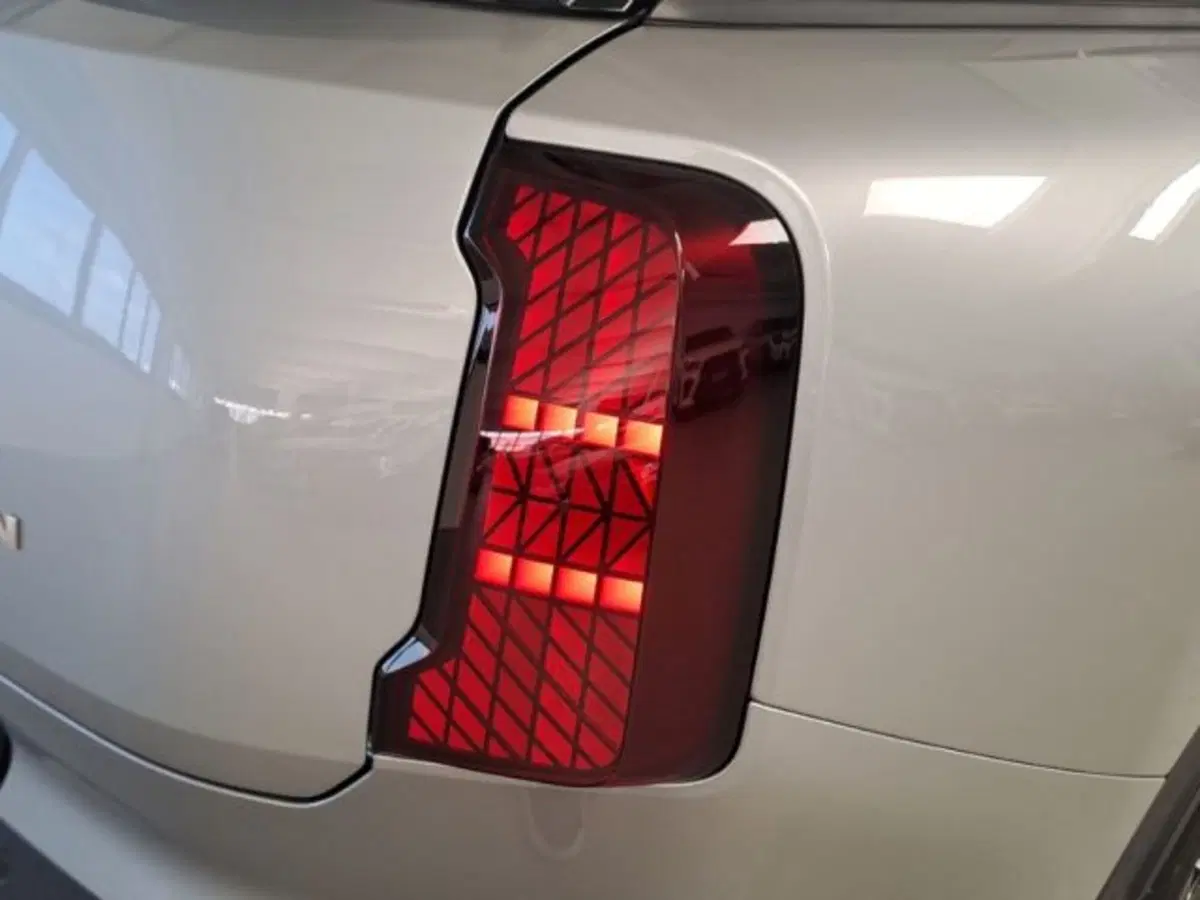 MINI Mini Countryman nuova a Verona (9)