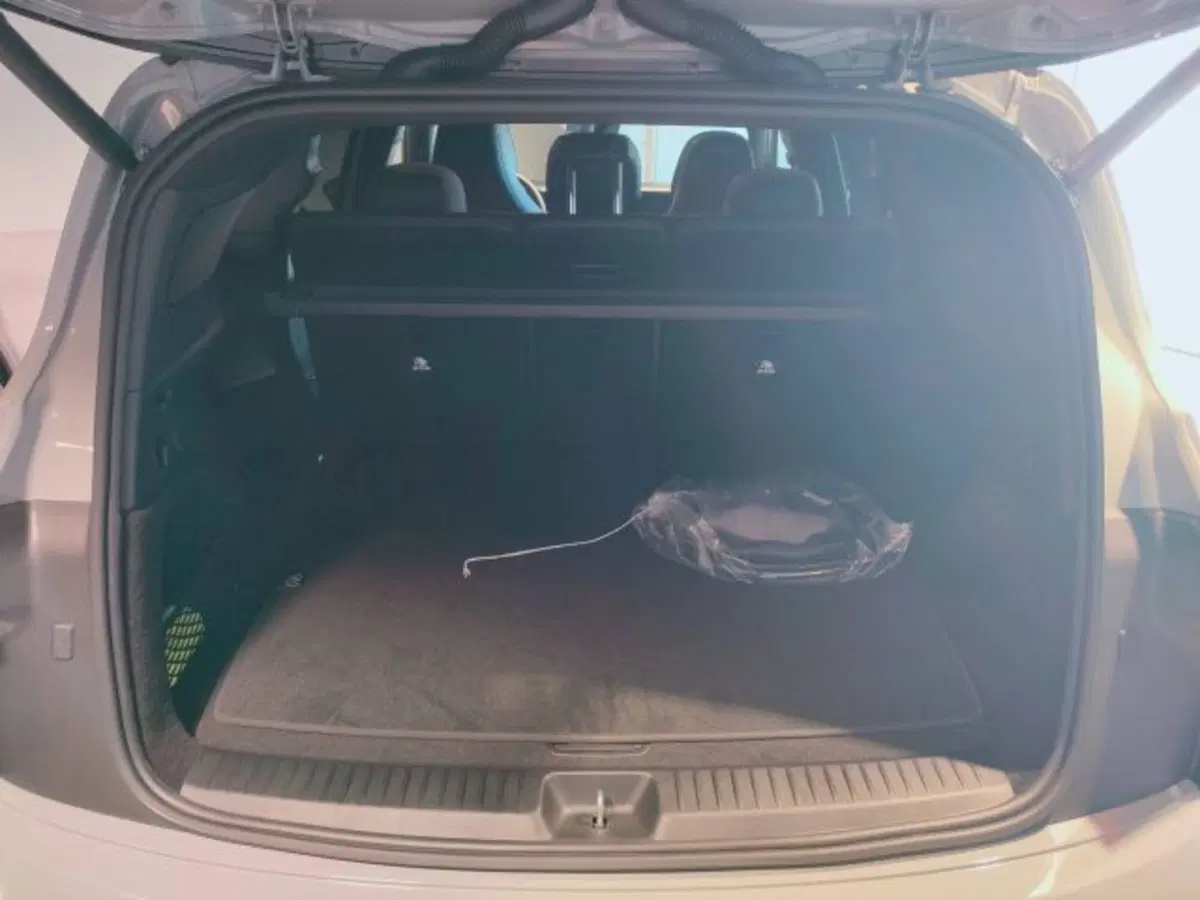 Mercedes-Benz GLB nuova a Teramo (7)