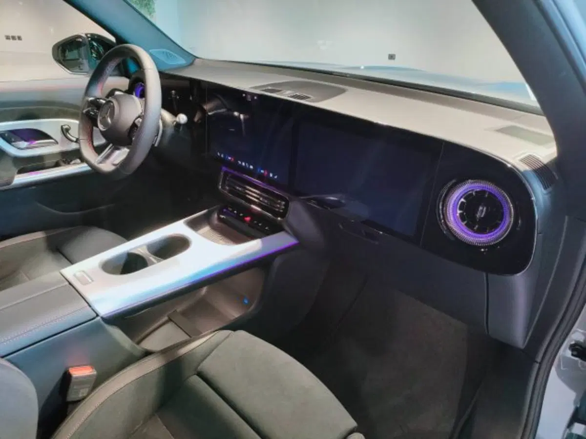 Mercedes-Benz GLB nuova a Teramo (8)