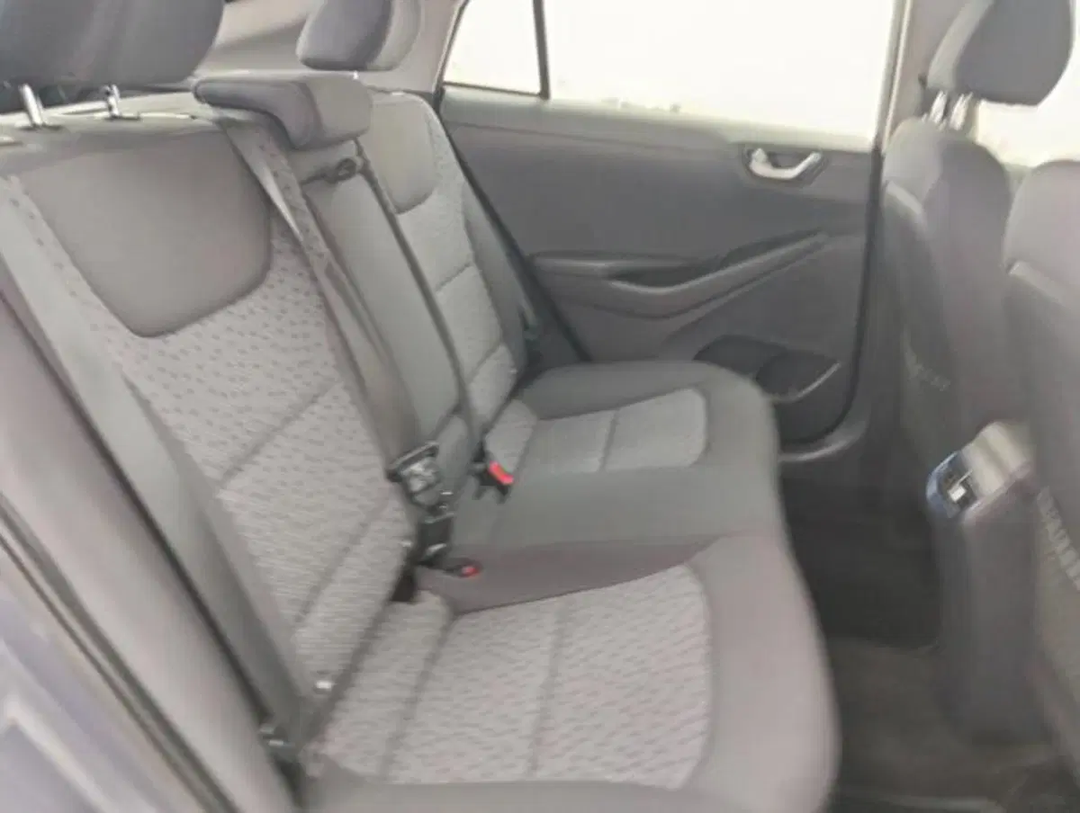 Hyundai Ioniq usata a Como (5)