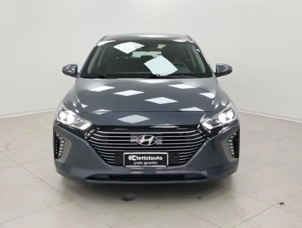 Hyundai Ioniq usata a Como (6)