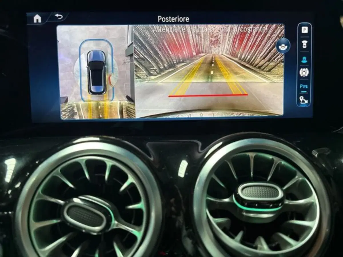 Mercedes-Benz GLA SUV usata a Bologna (14)