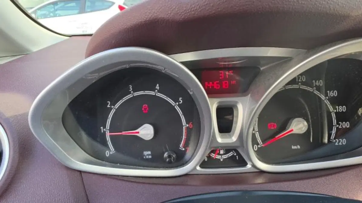 Ford Fiesta usata a Macerata (9)