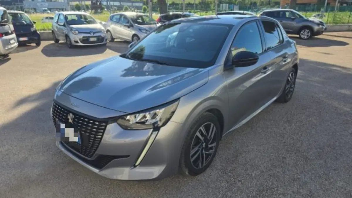 Peugeot 208 usata a Macerata