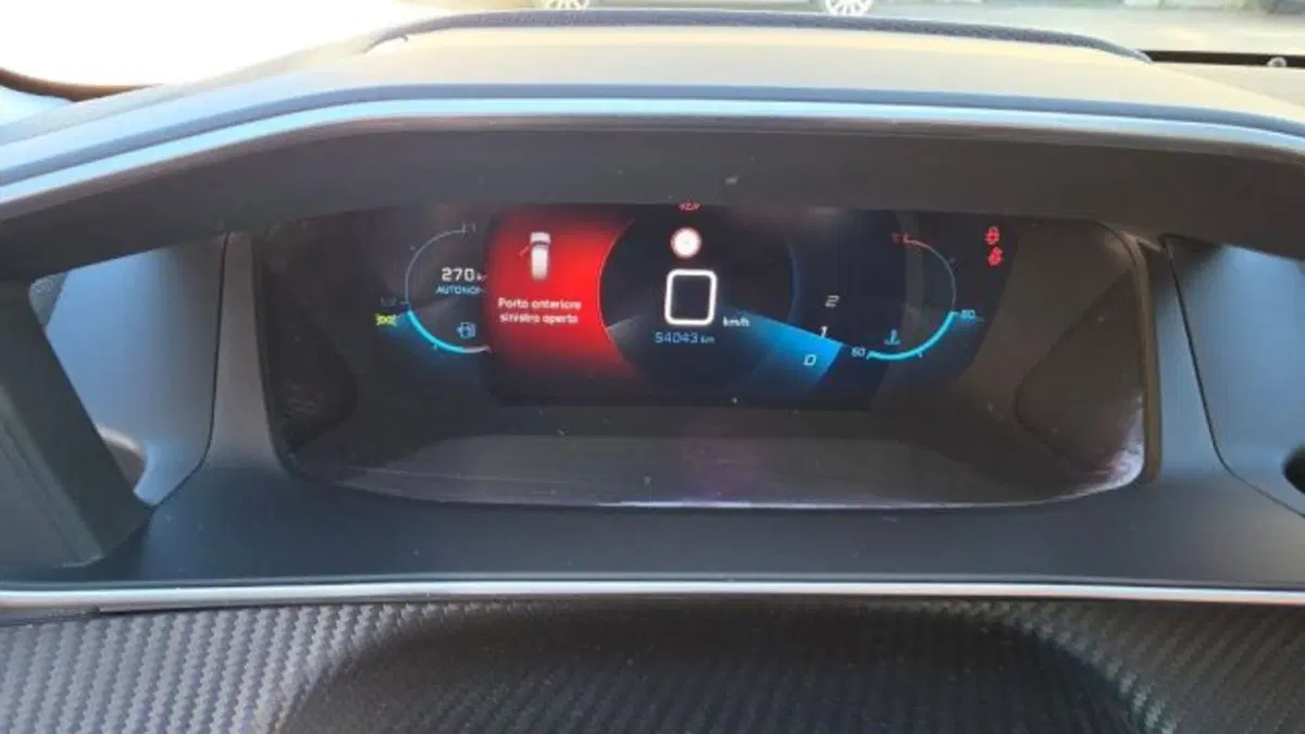 Peugeot 208 usata a Macerata (9)