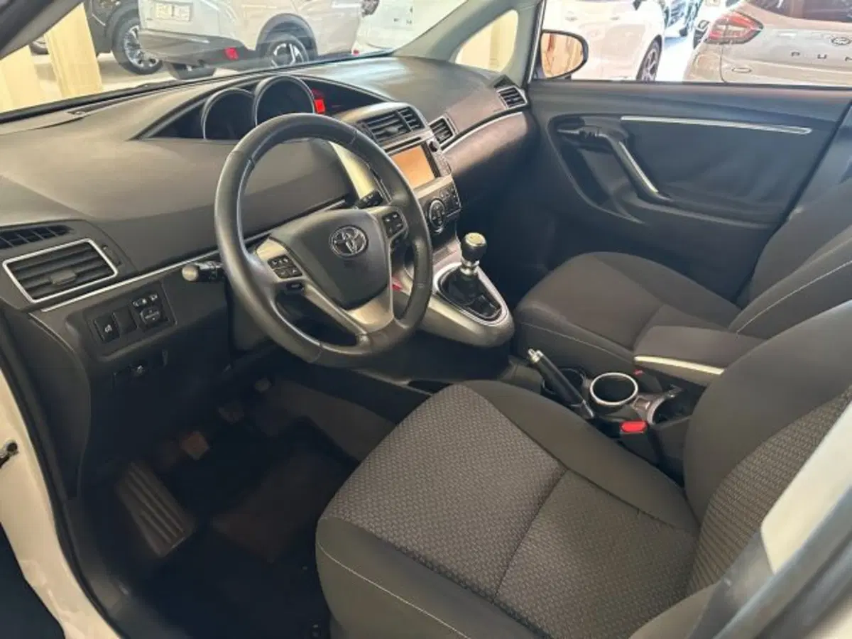 Toyota Verso usata a Vicenza (8)