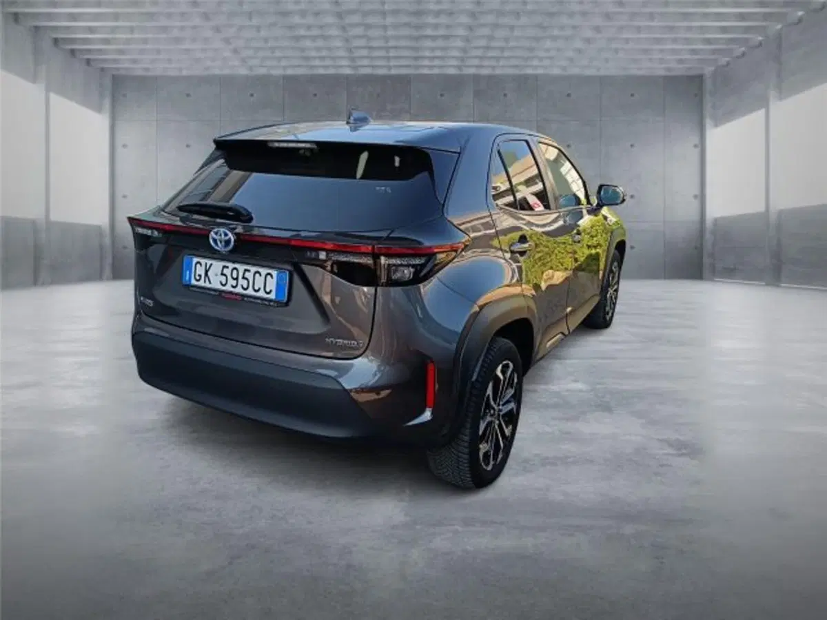 Toyota Yaris Cross usata a Bari (6)