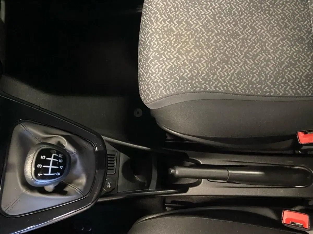 Lancia Ypsilon usata a Torino (12)