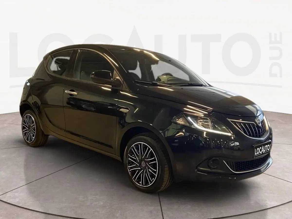 Lancia Ypsilon usata a Torino (3)