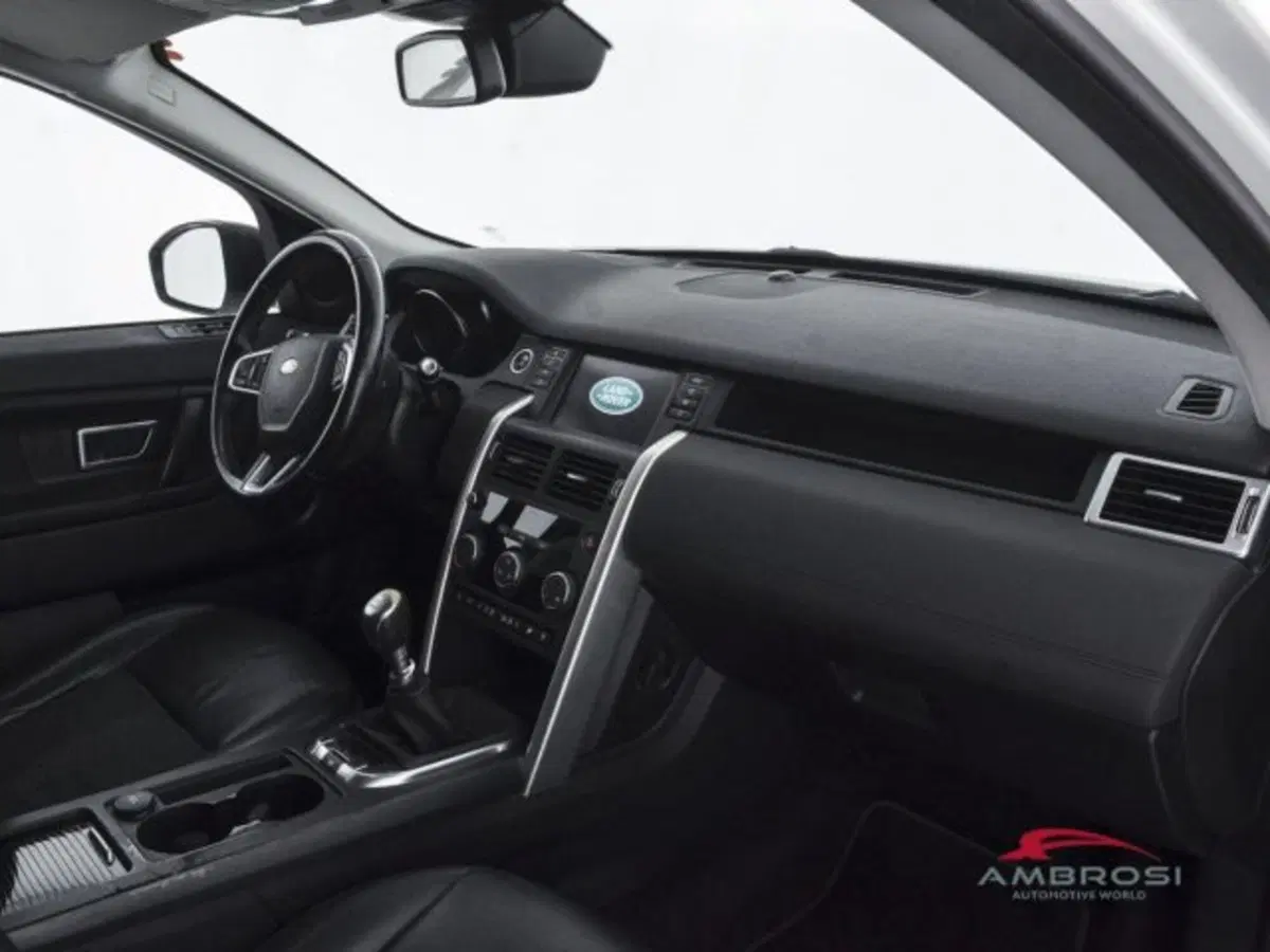 Land Rover Discovery Sport usata a Perugia (12)