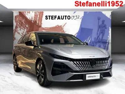 Peugeot 308 1.2 hybrid Allure 136cv e-dcs 6 nuova a Bologna