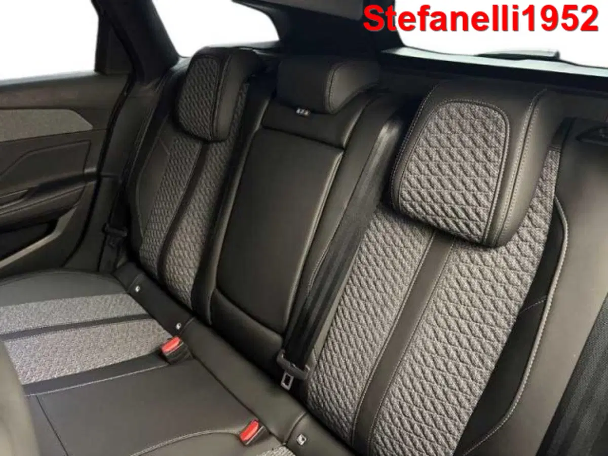 Peugeot 308 nuova a Bologna (9)