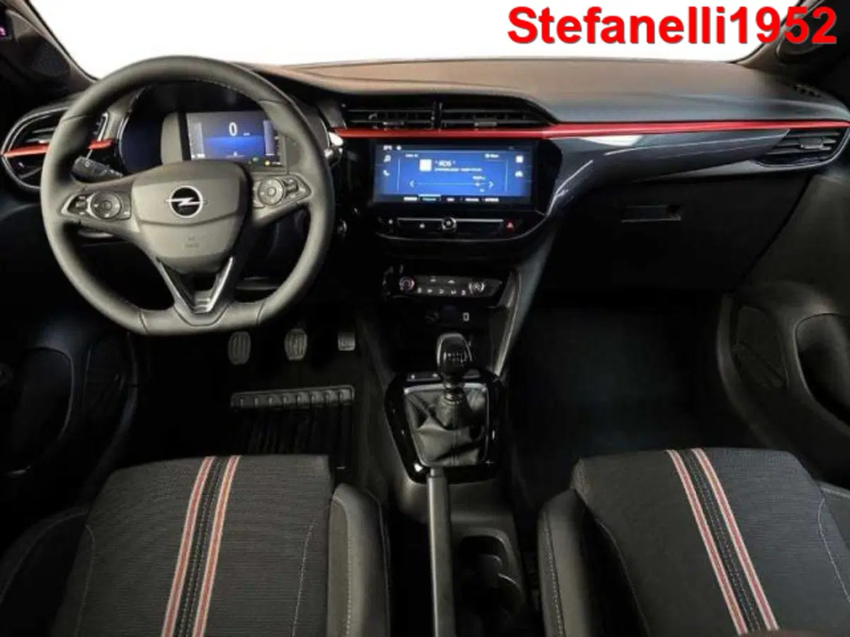 Opel Corsa nuova a Bologna (13)