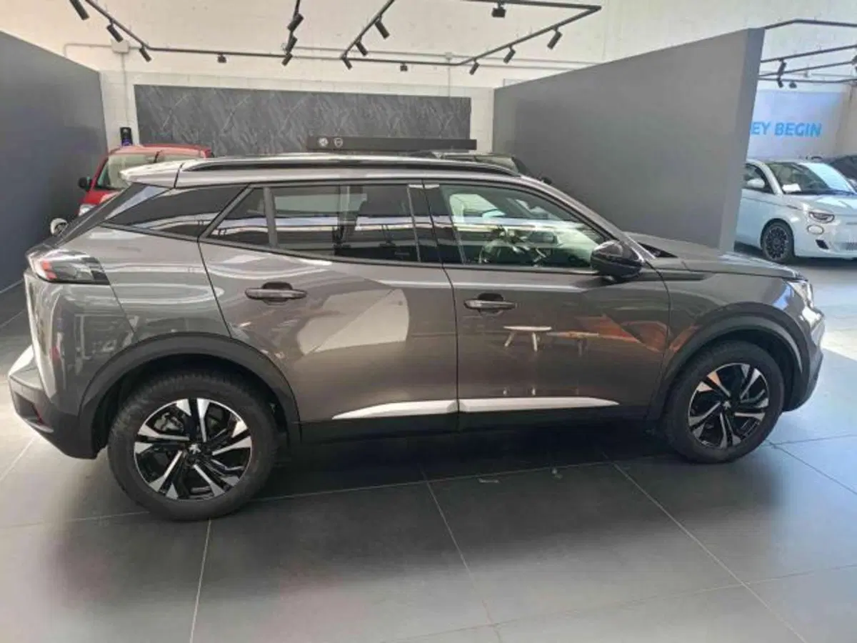 Peugeot 2008 usata a Vercelli (8)