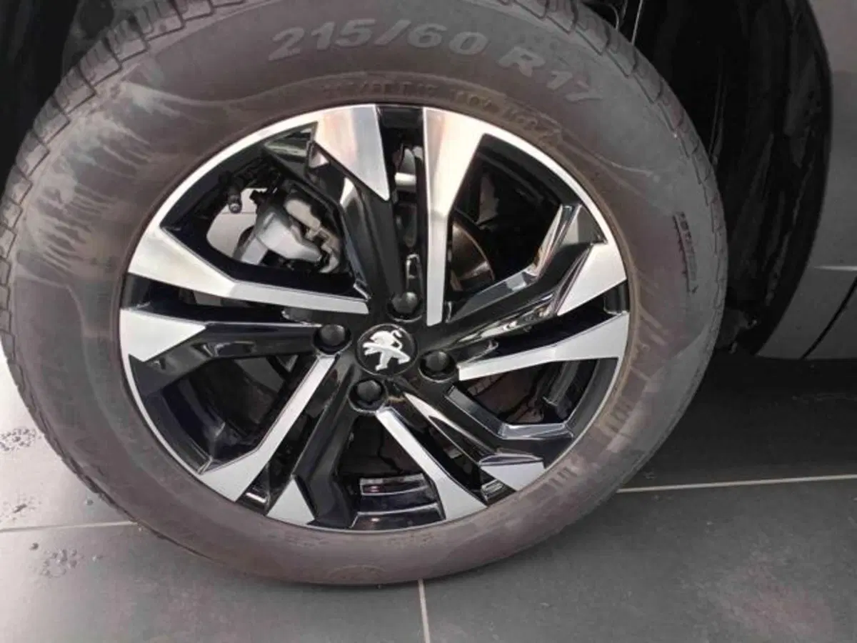 Peugeot 2008 usata a Vercelli (9)