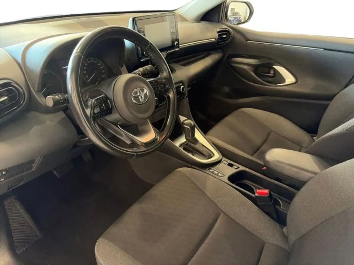 Toyota Yaris Cross usata a Sassari (8)