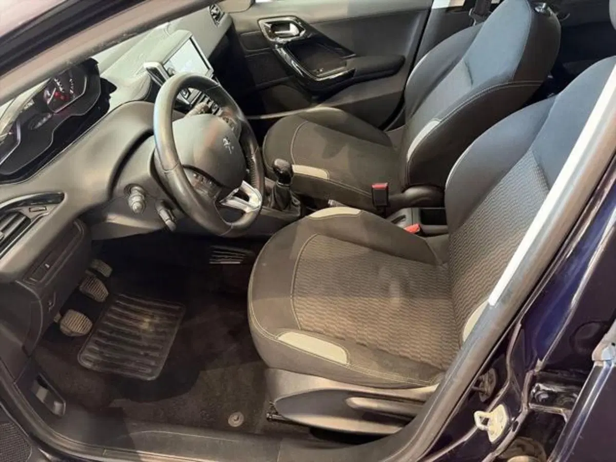 Peugeot 208 usata a Sassari (6)
