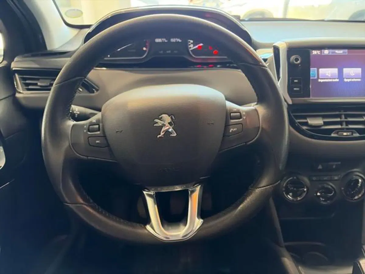 Peugeot 208 usata a Sassari (8)