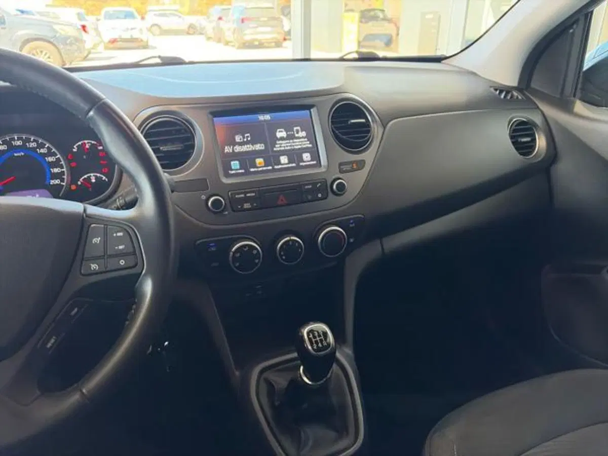 Hyundai i10 usata a Sassari (9)