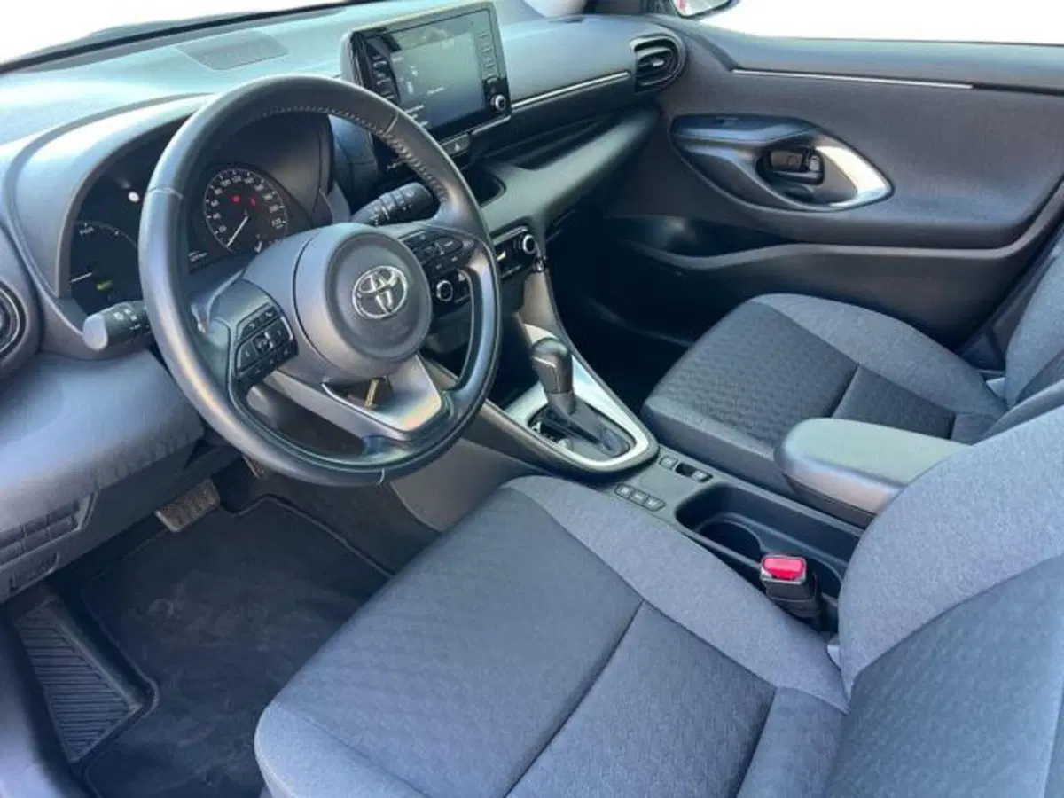 Toyota Yaris Cross usata a Sassari (7)