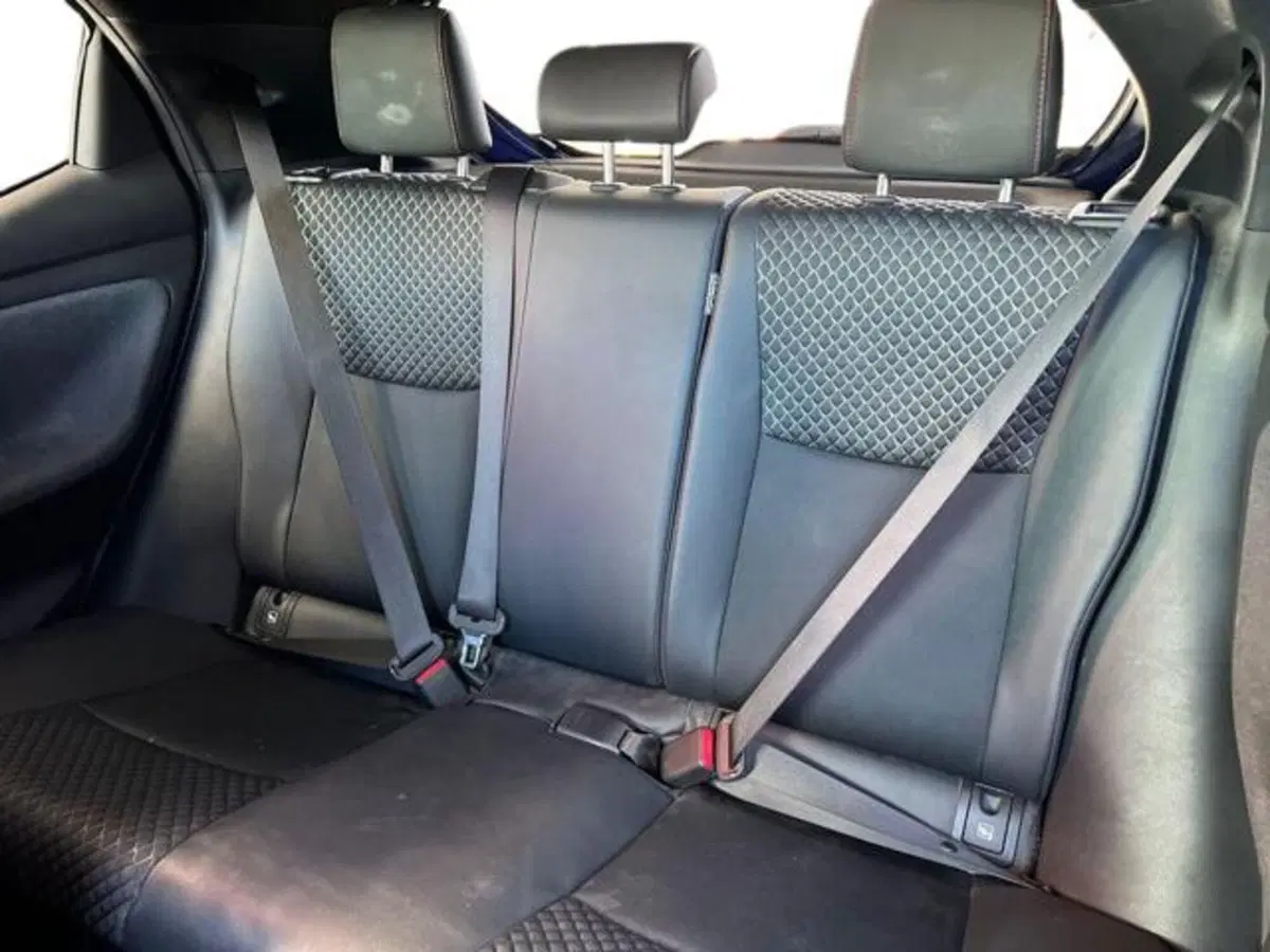 Toyota Yaris Cross usata a Sassari (11)