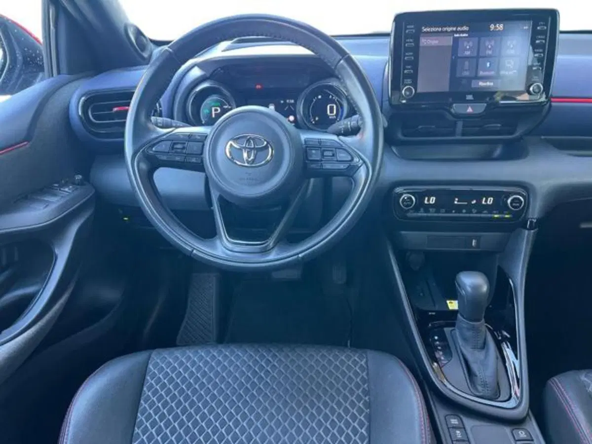 Toyota Yaris Cross usata a Sassari (8)