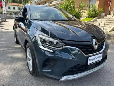 Renault Captur TCe 90 CV Equilibre del 2023 usata a Empoli