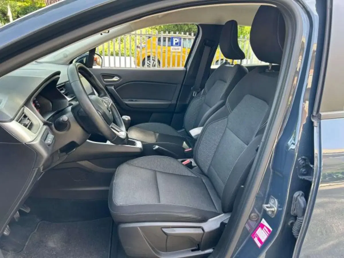 Renault Captur usata a Firenze (12)