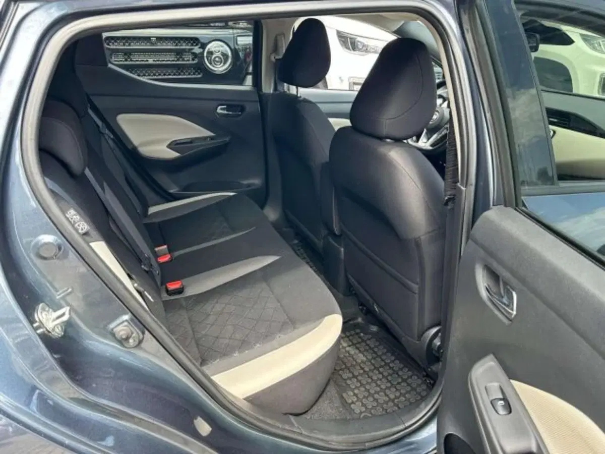 Nissan Micra usata a Firenze (15)