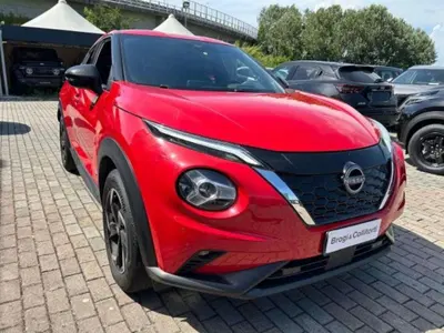 Nissan Juke 1.6 hev N-Connecta del 2023 usata a Empoli