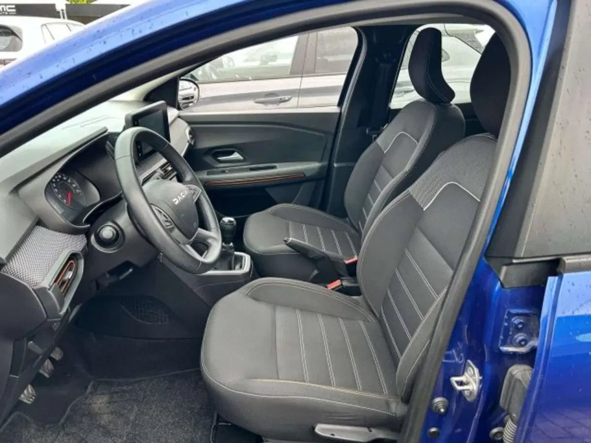 Dacia Sandero usata a Firenze (12)