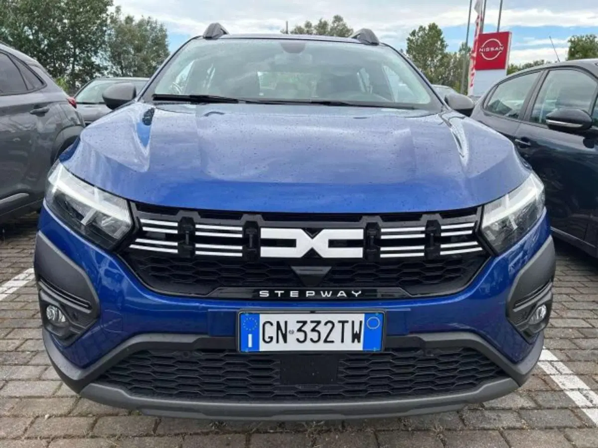 Dacia Sandero usata a Firenze (2)