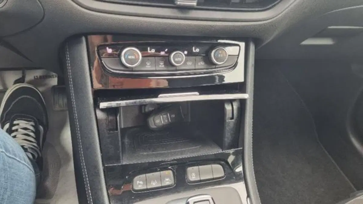 Opel Grandland usata a Savona (4)