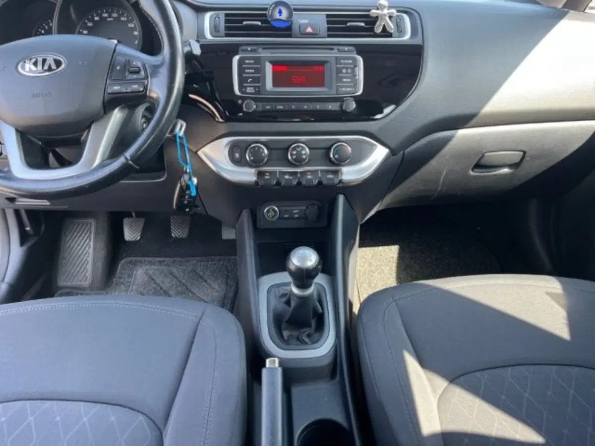 Kia Rio usata a Udine (15)