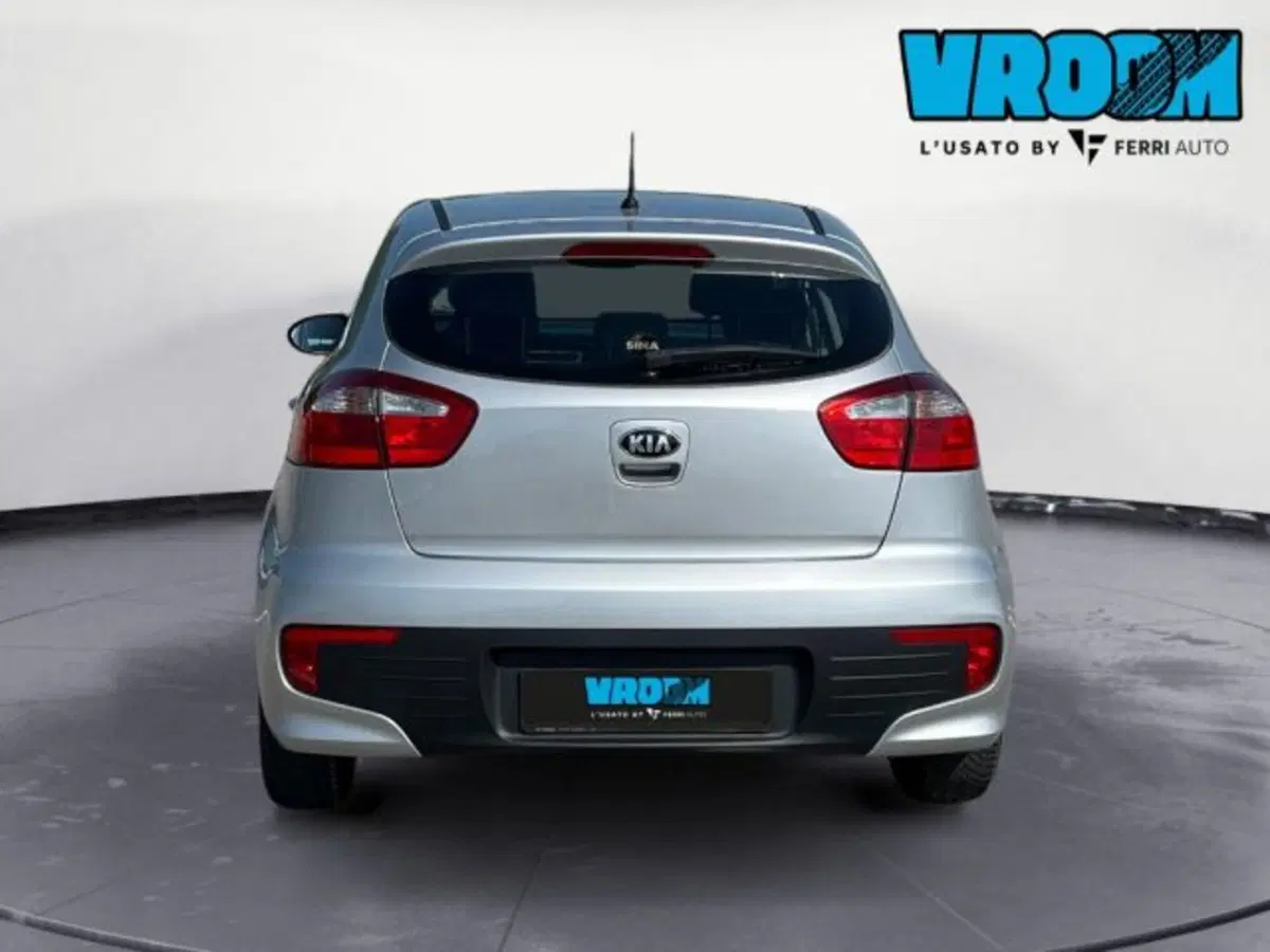 Kia Rio usata a Udine (8)
