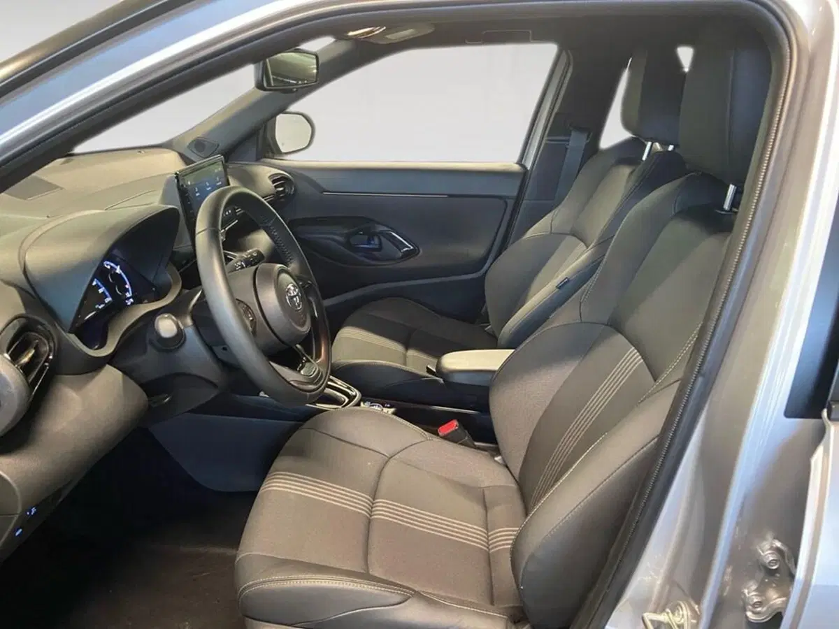Toyota Yaris Cross usata a Torino (7)
