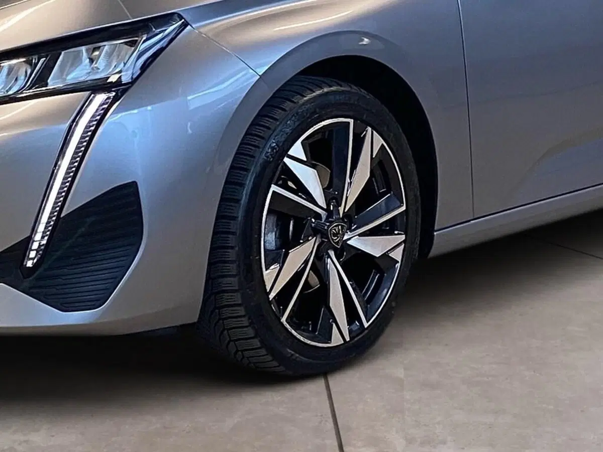 Peugeot 308 SW usata a Torino (15)